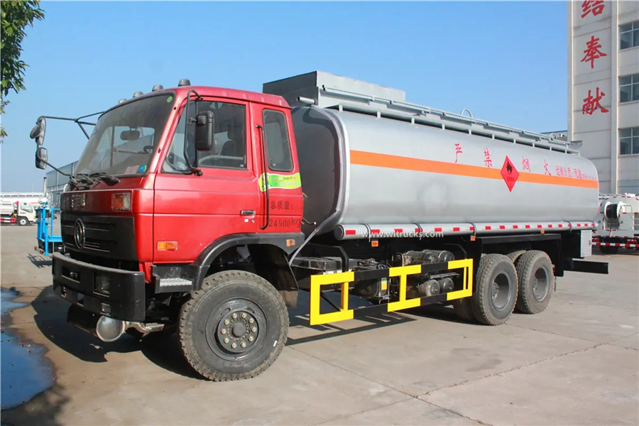 Euro IV Dongfeng 25m3 petrol oil tanker truck