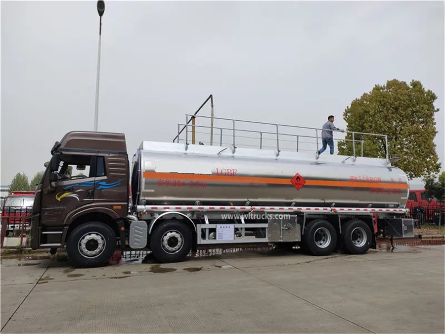 FAW 8000 gallon aluminum fuel tanker truck
