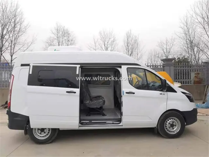 Ford minibus Vaccine Cold Chain Transport Truck