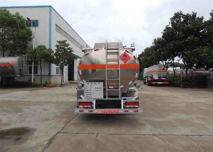 HOWO 8000 liters aircraft fuel truck