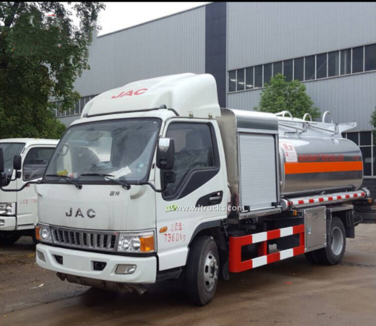 JAC 4000 liters aircraft fuel truck