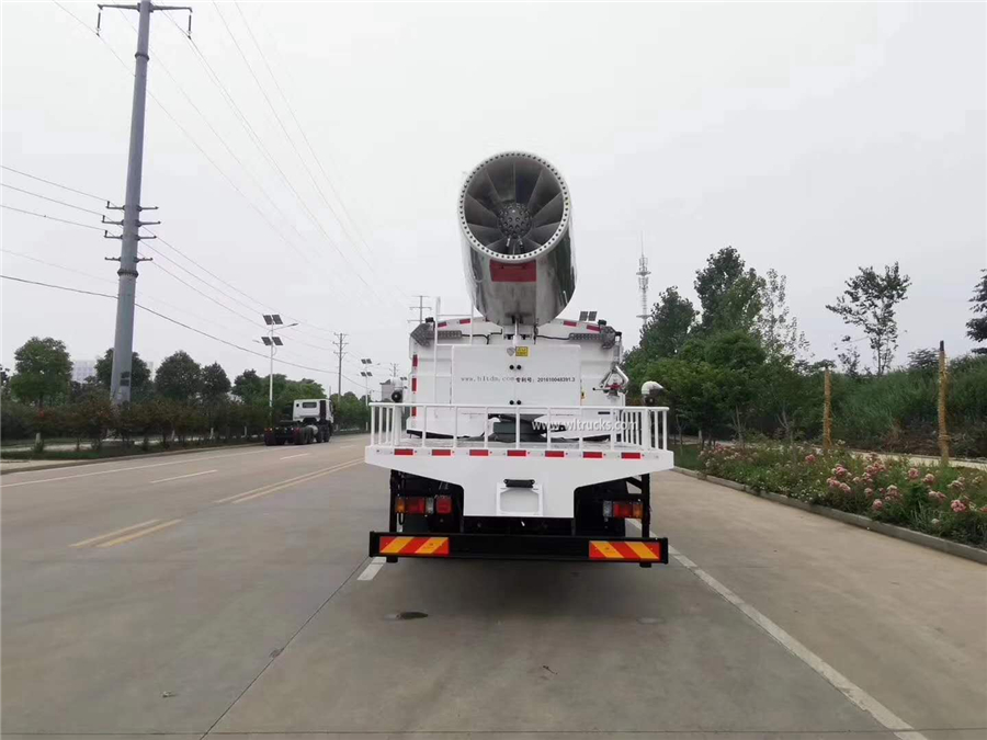 Japanese ISUZU disinfection truck