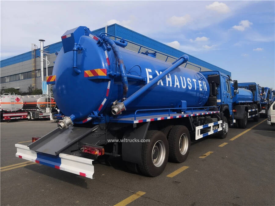 10 wheel HOWO 18000L vacuum sewage suction truck