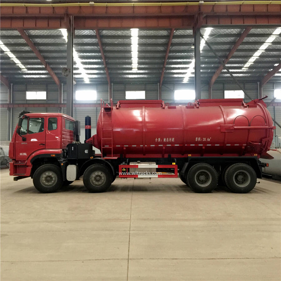 12 tires Sinotruk Howo 20000 liters sewage suction truck