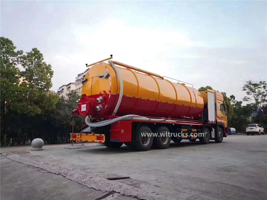 12 tyre Dongfeng 30cbm combined sewer jetting vacuum tanker truck