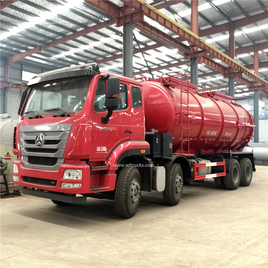 12 wheel Sinotruk Howo 20m3 sewage pump truck