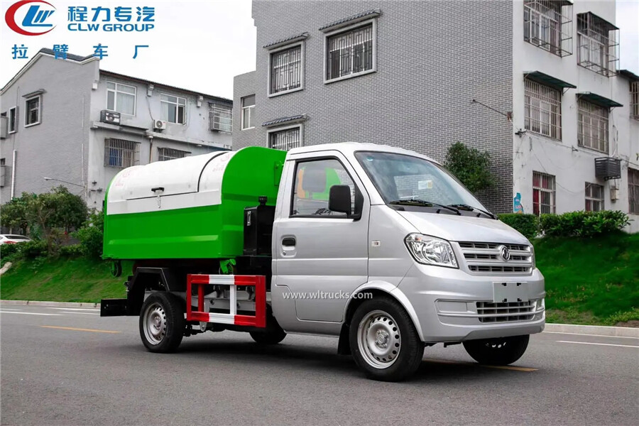 4 tyre Dongfeng 3 cubic meters hook lift garbage truck