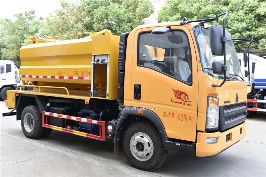 6 tyre HOWO 8000 liters sewage vacuum jetting truck