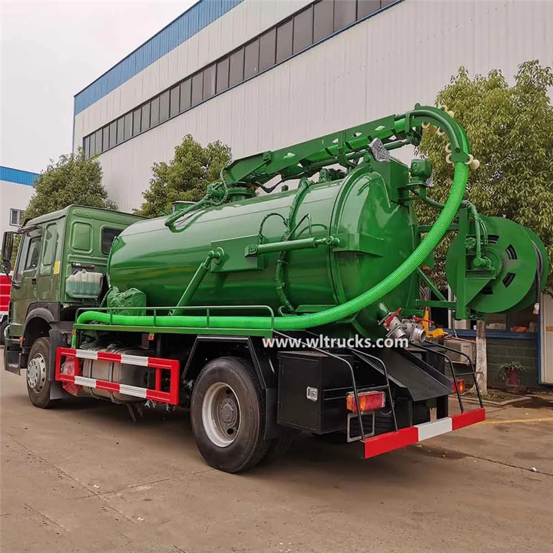 6 tyre Sinotruk HOWO 12000 liters sewage vacuum jetting truck