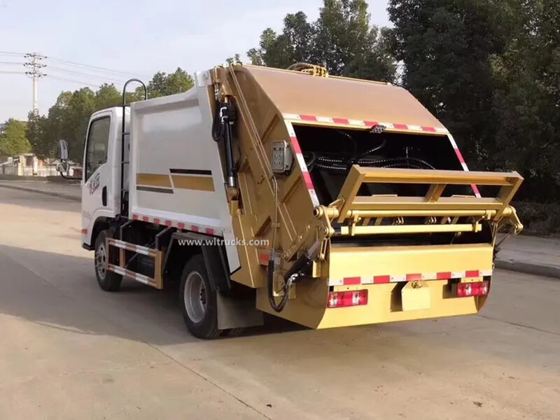 6 wheel FAW 5 ton mini compactor rubbish truck