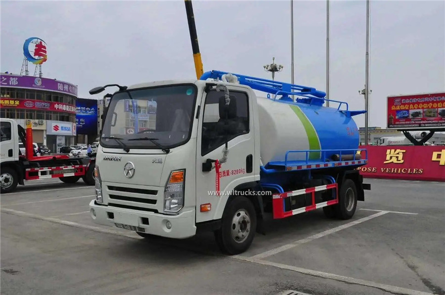 Dayun 6000 liters septic tanker truck