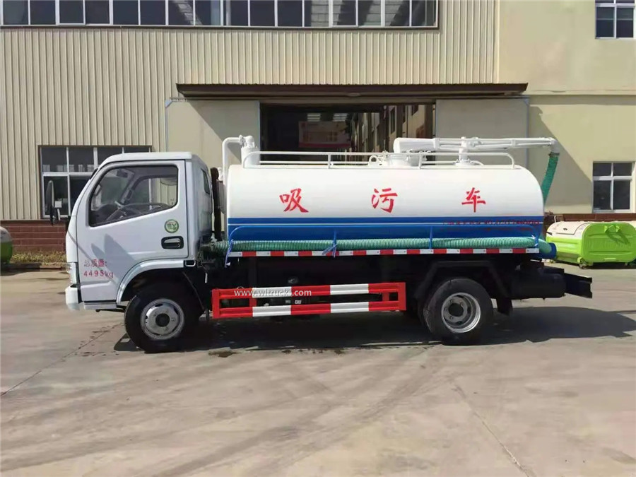 Dongfeng 5000L excrement suction truck