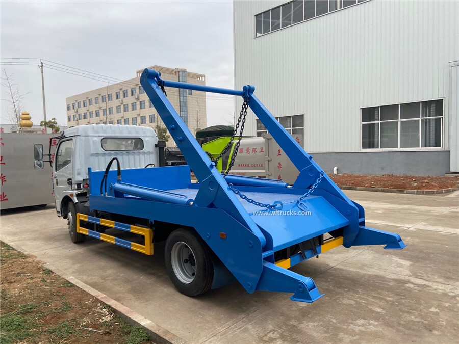 Dongfeng 5000L swing arm rubbish truck