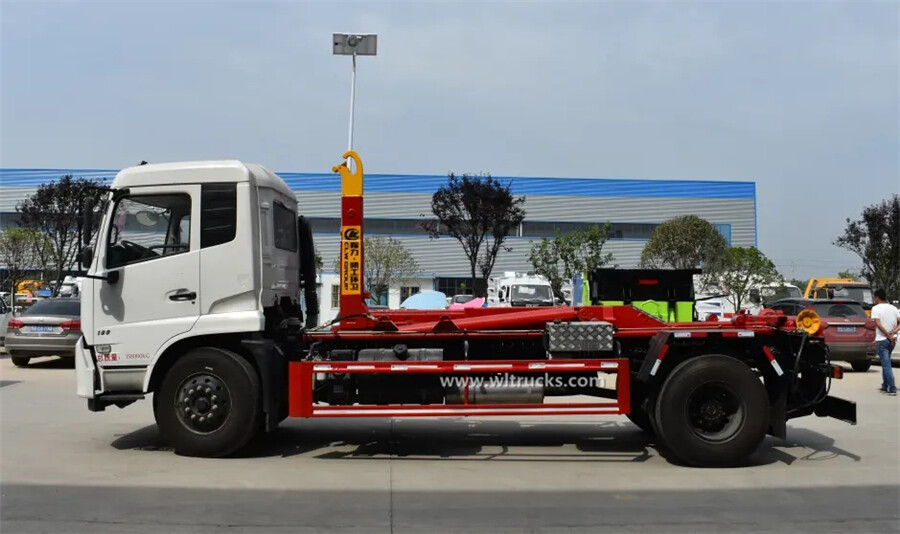 Dongfeng Kinrun 10-12m3 hook arm lifting garbage truck