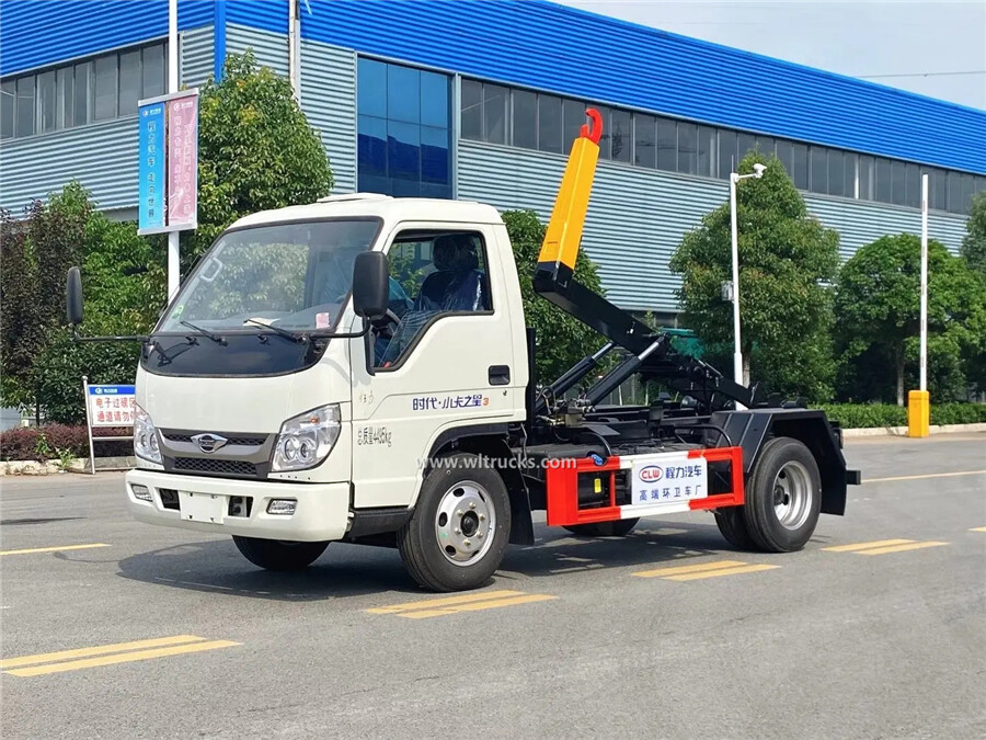 Foton 3 ton hydraulic lifter garbage truck