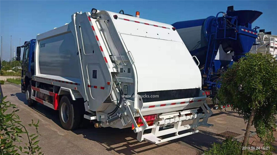 HOWO 10-12 ton compactor rubbish garbage truck