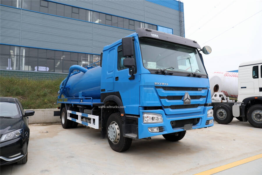 HOWO 15000 liters vacuum sewage suction truck