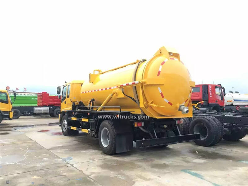 ISUZU FTR 12cbm sewage suction truck