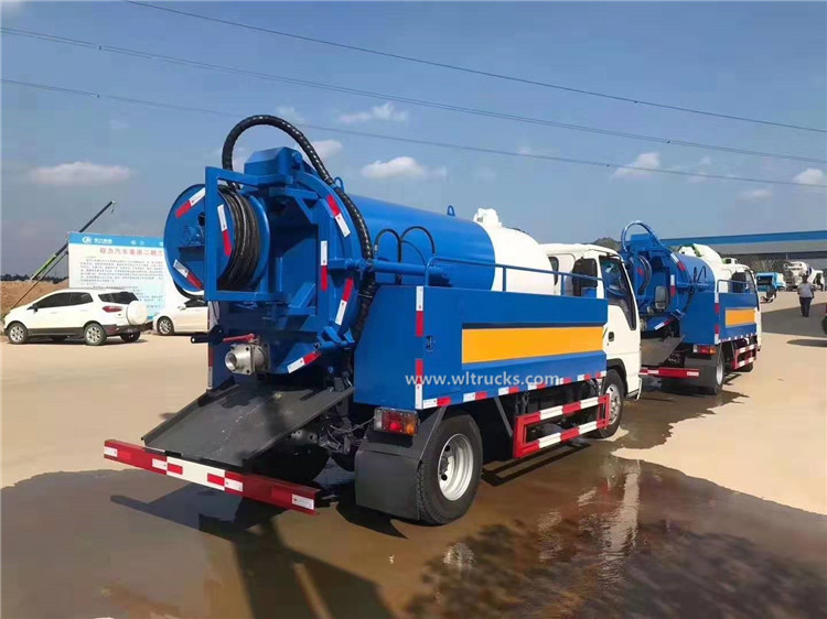 ISUZU NHR 5000 liters cleaning sewage truck