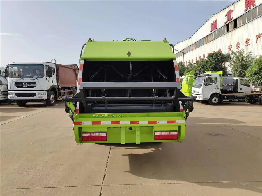 JAC 5000L compactor trash truck