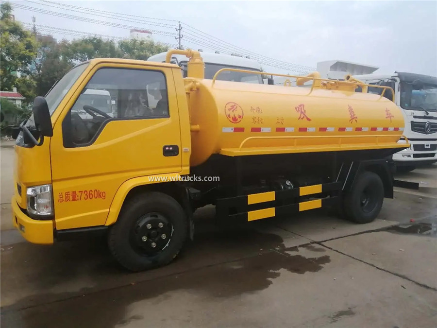 JMC 5000 liters vacuum fecal suction truck