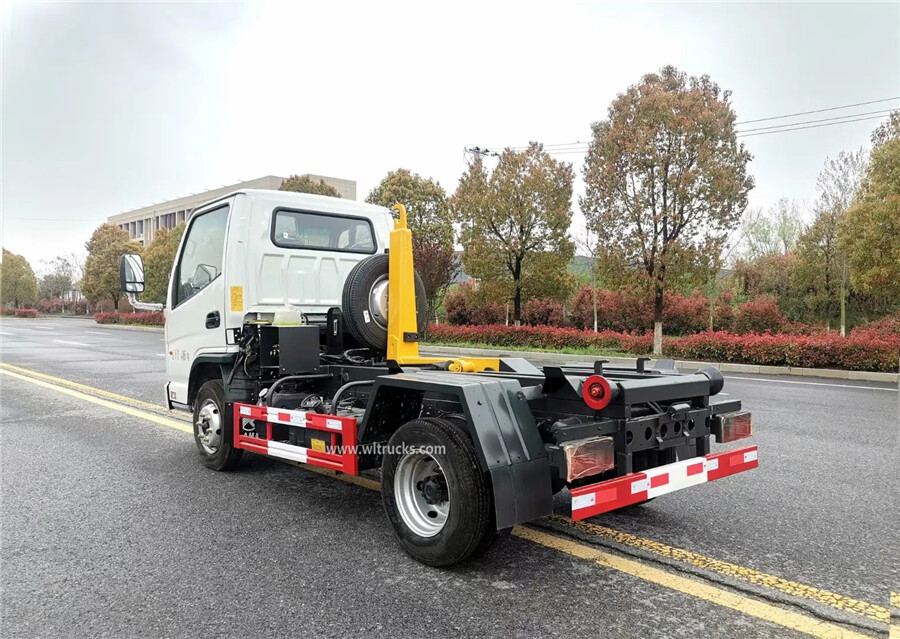 KAMA 4000L hydraulic lifter garbage truck