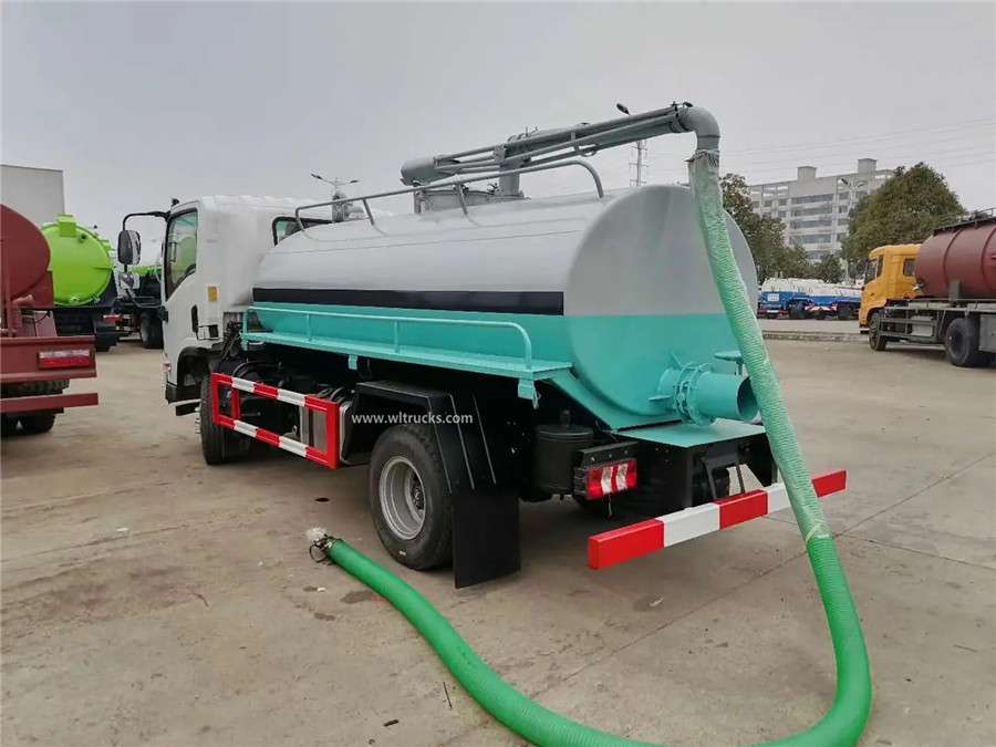 Shacman 5cbm toilet vacuum truck