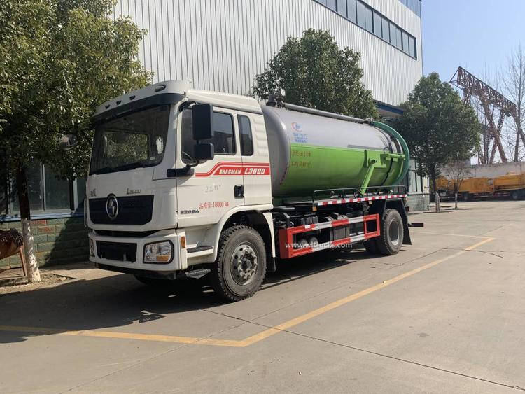 Shacman Delong 12cbm vacuum tank truck