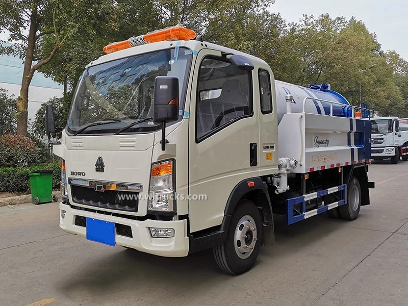 Sinotruk Howo 5cbm vacuum and jetting truck