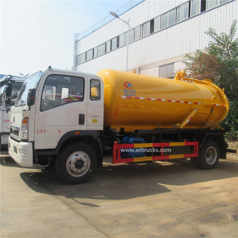 Sinotruk Howo 8000 liters sewage suction trucks