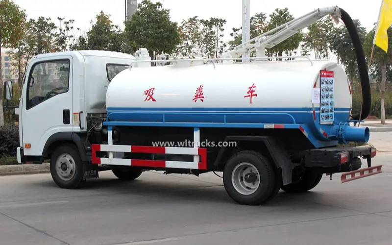 Sinotruk Wangpai 5000 liters fecal suction truck