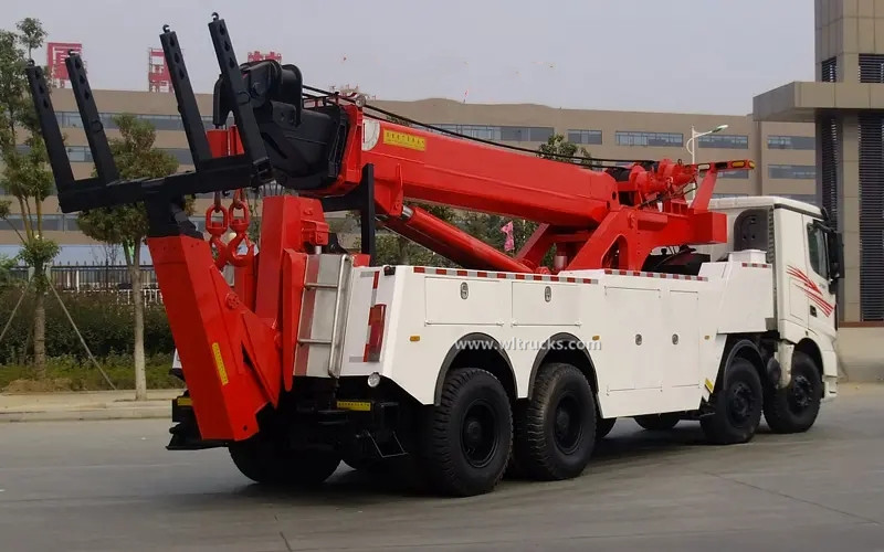 12 wheel North Benz 60 ton rotator recovery wrecker tow truck