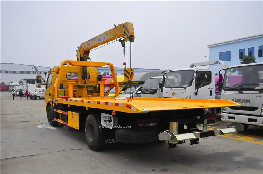 DFAC 4mt flatbed wrecker tow truck mounted crane