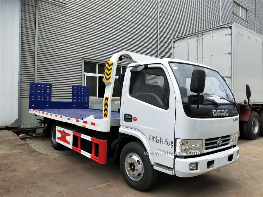 Dongfeng 3 ton road tow truck