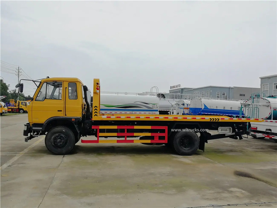 Dongfeng 6 ton rhd wrecker truck