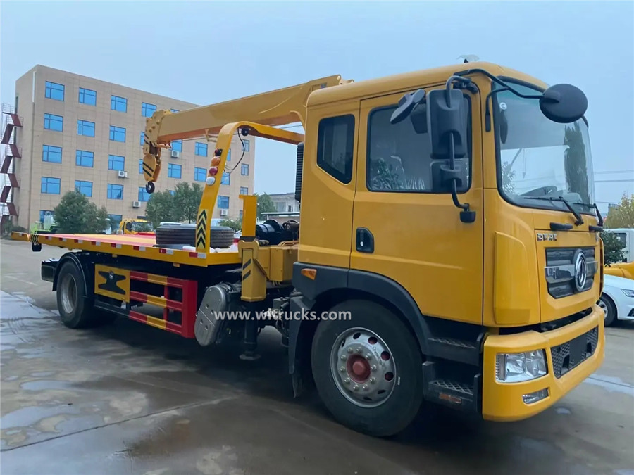 Dongfeng D9 8ton tow truck with crane