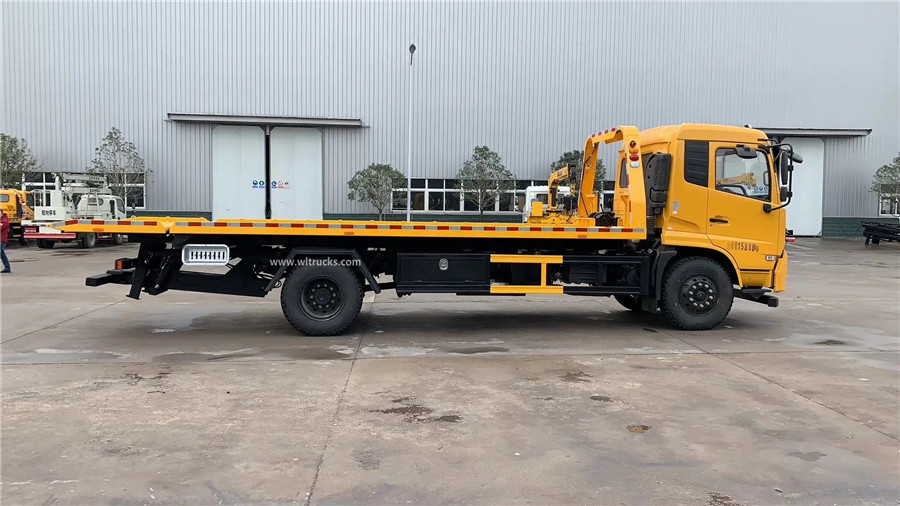 Dongfeng KR 8t recovery tow truck