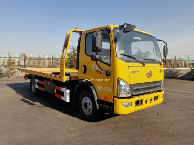 FAW 5 ton recovery truck