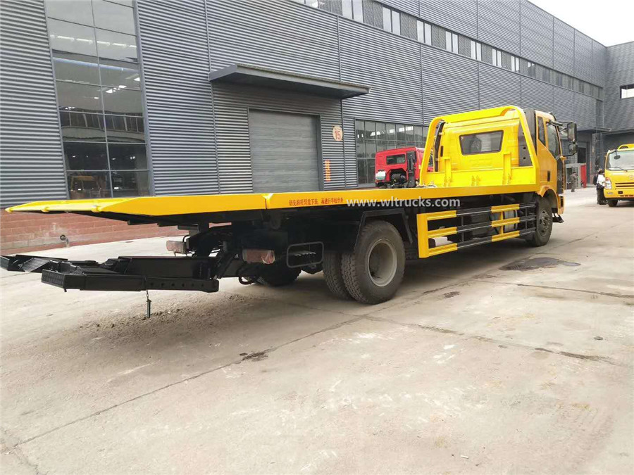FAW 8 ton flat auto recovery wrecker tow truck