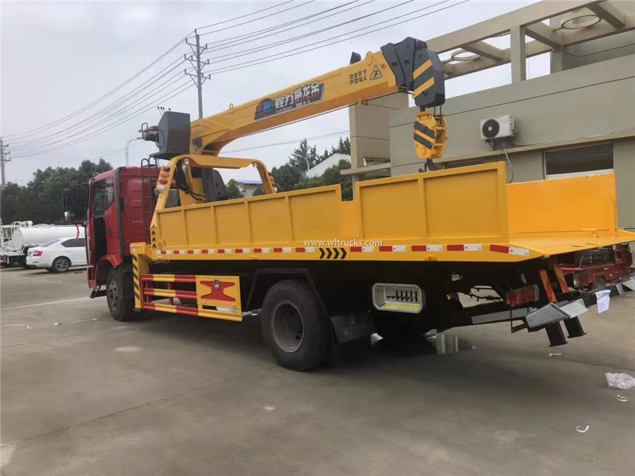 FAW 8 ton medium duty recovery wrecker truck with crane