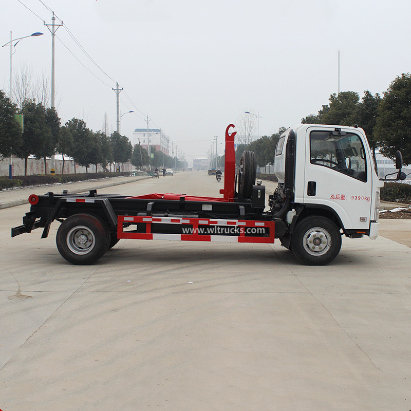 ISUZU ELF 10m3 hydraulic lifter garbage truck