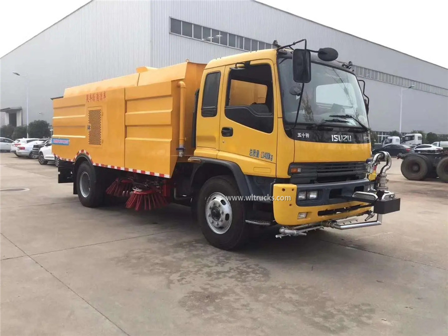 ISUZU FTR 12cbm sweeping truck