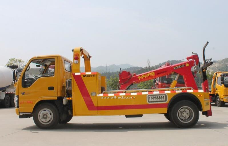 ISUZU NKR 5 ton wrecker towing truck