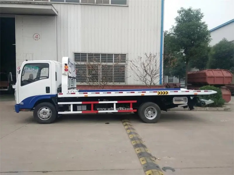 Isuzu 6 ton flat recovery wrecker truck