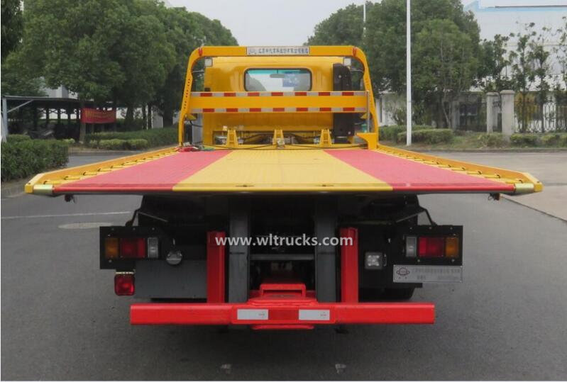 Isuzu ELF 700P 8ton flatbed wrecker tow truck