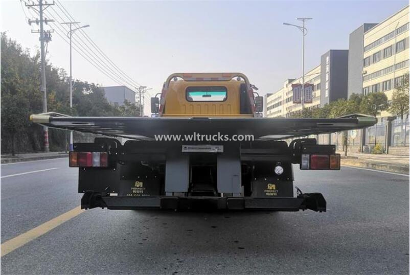 Isuzu KV NNR 5 ton flat wrecker tow truck