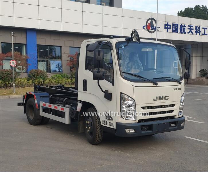 JMC 5 ton hydraulic lifter garbage truck
