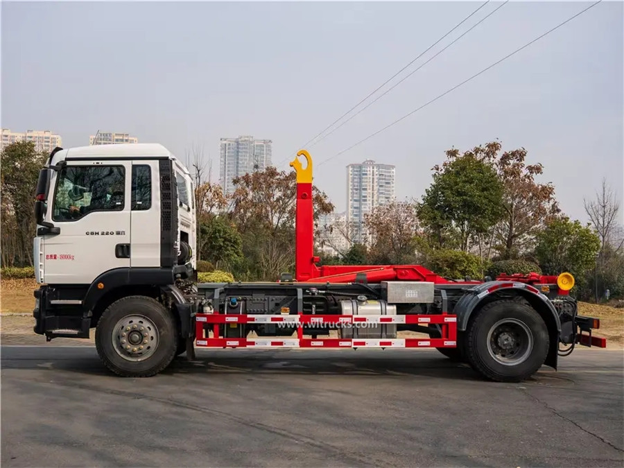 Sinotruk SITRAK 12-15 ton hook lift garbage trucks
