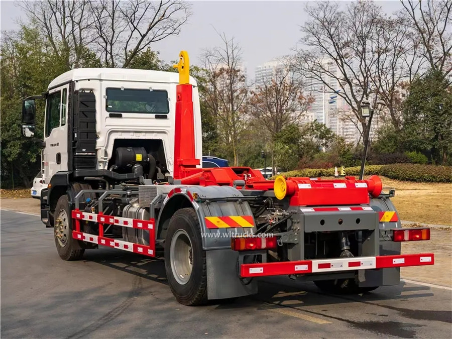 Sinotruk SITRAK 12-15cbm hook arm lifting garbage truck