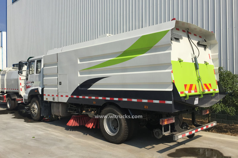 Sinotruk Steyr 10m3 vacuum road sweeper truck with fog sprayer